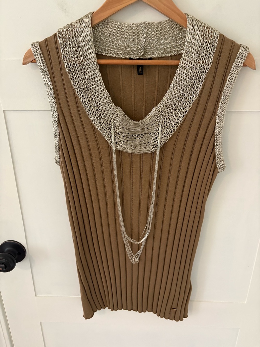 Escada Silk Cotton Blend Metal Ebellishment Sweater. Size Large.